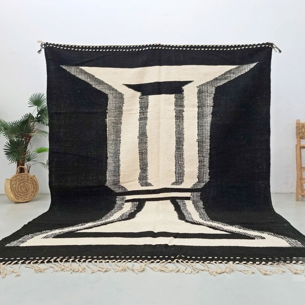 Zwart Tribal Zanafi kelim tapijt