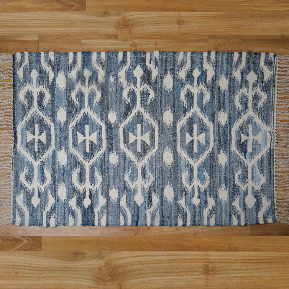 Handgemaakt klassiek patroon blauw kilim vloerkleed
