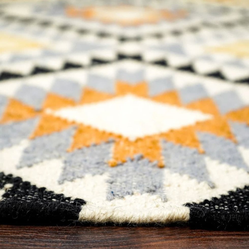 Handgeweven Bright Diamond indian kilim vloerkleed