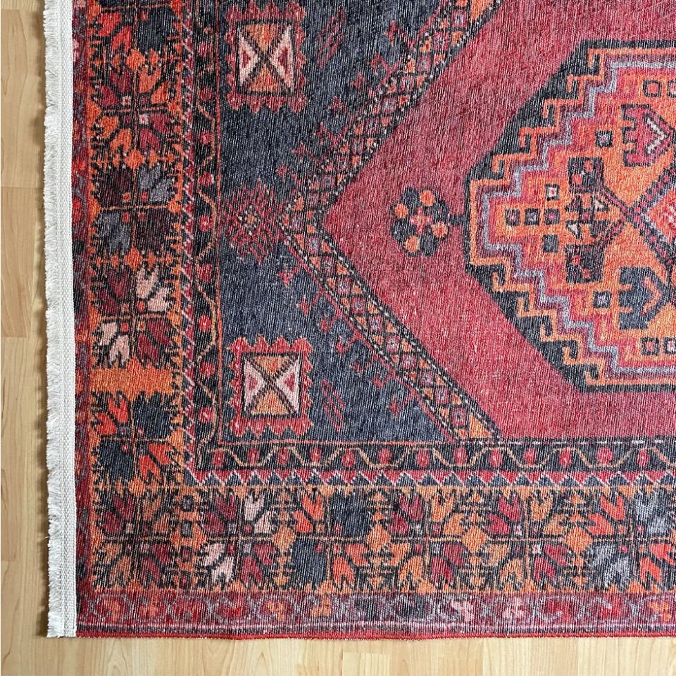 Rood en blauw oosters kelim stijl wasbaar tapijt