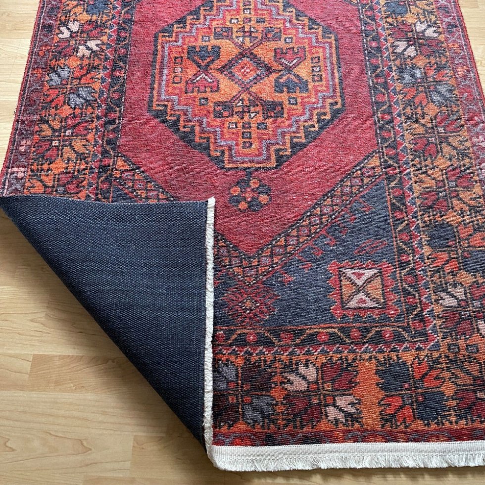 Rood en blauw oosters kelim stijl wasbaar tapijt