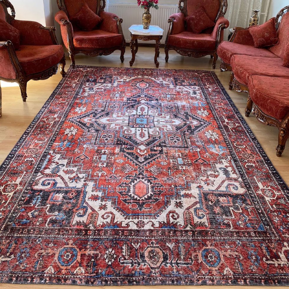 Vintage rood en blauw oosters vloerkleed