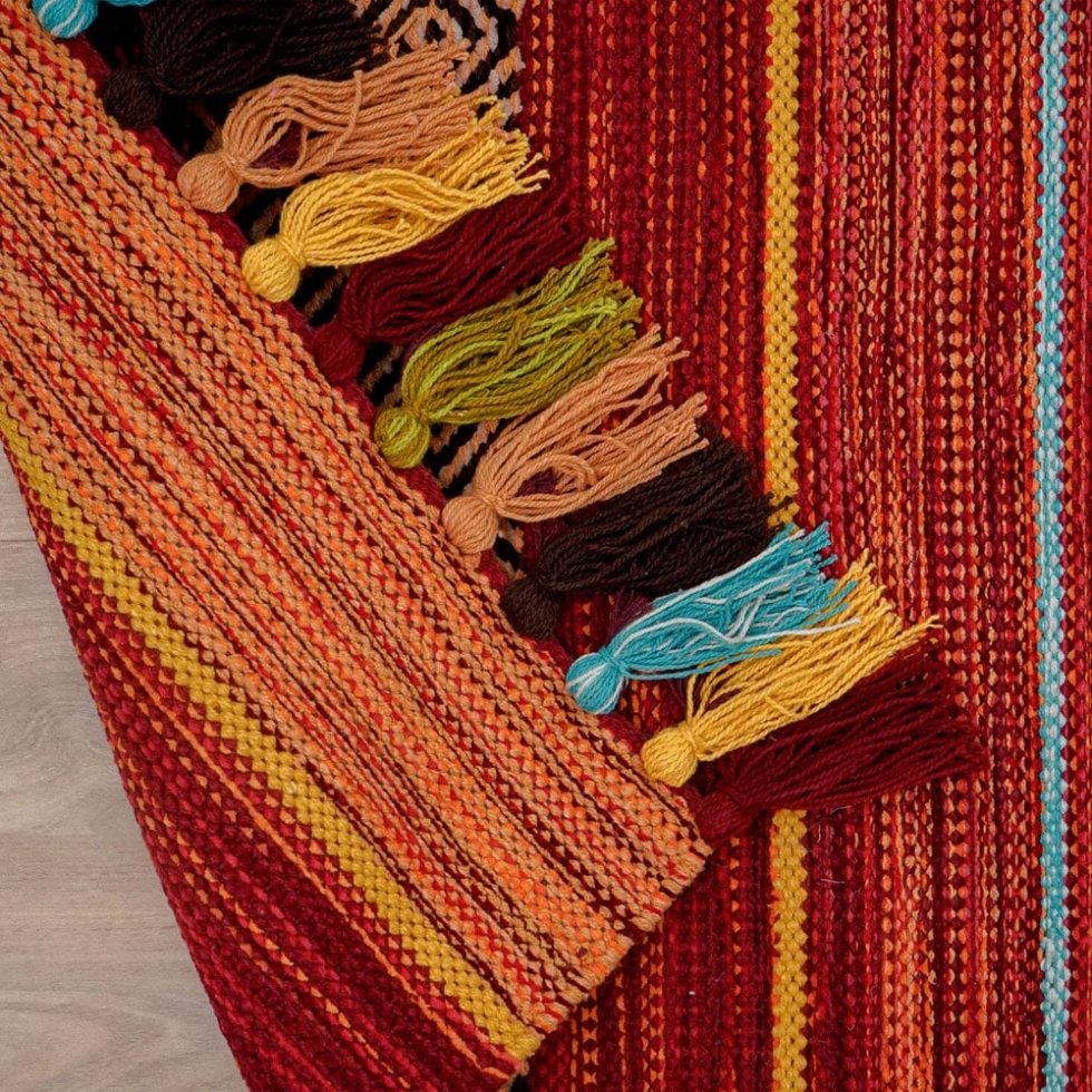 Vintage stijl rood gestreept kilim vloerkleed