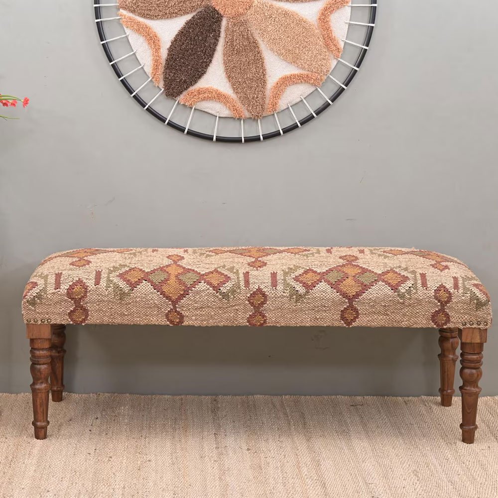 Beige kelim voetenbank Beige kelim voetenbank