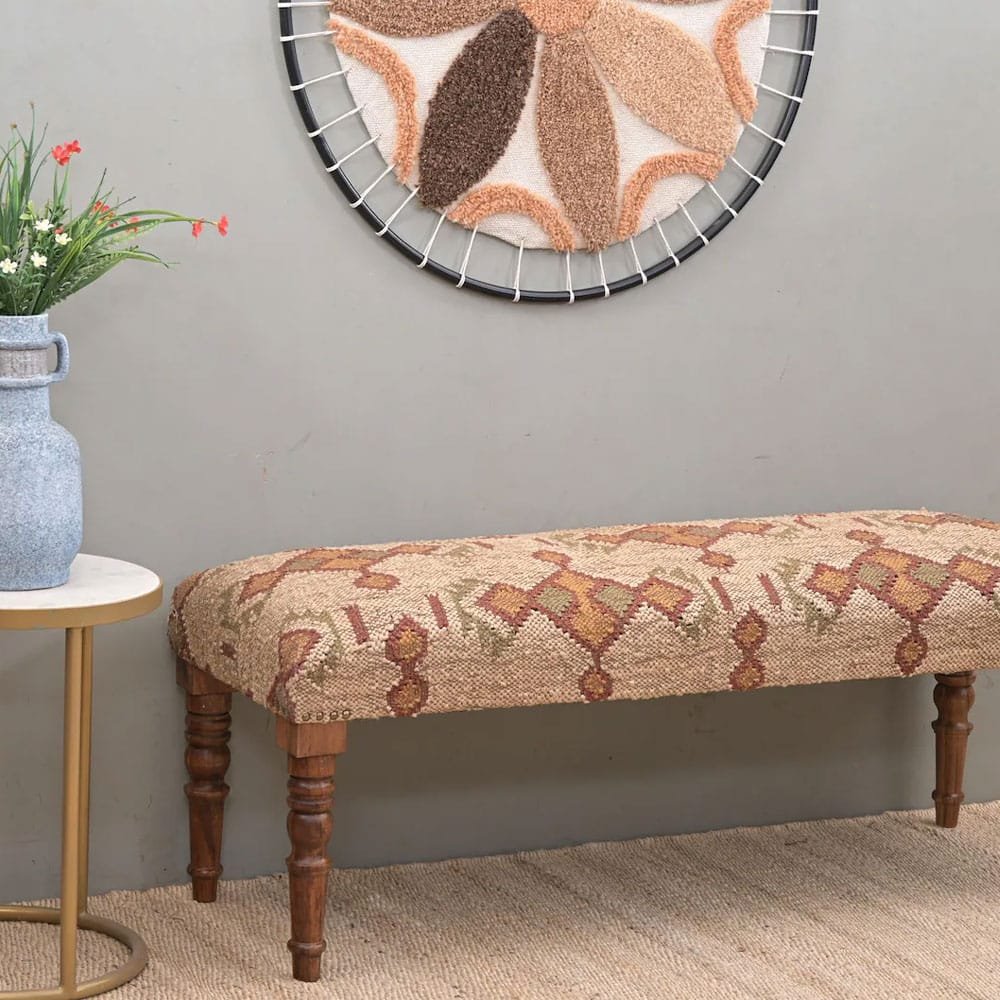 Beige kelim voetenbank Beige kelim voetenbank