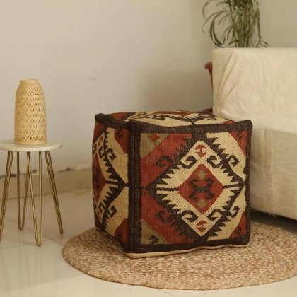 Handgemaakte kilim poef