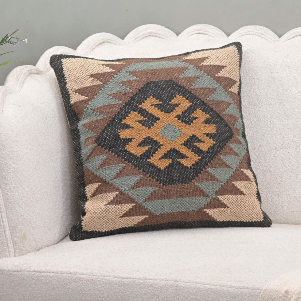 20x20 tribal kelim kussen