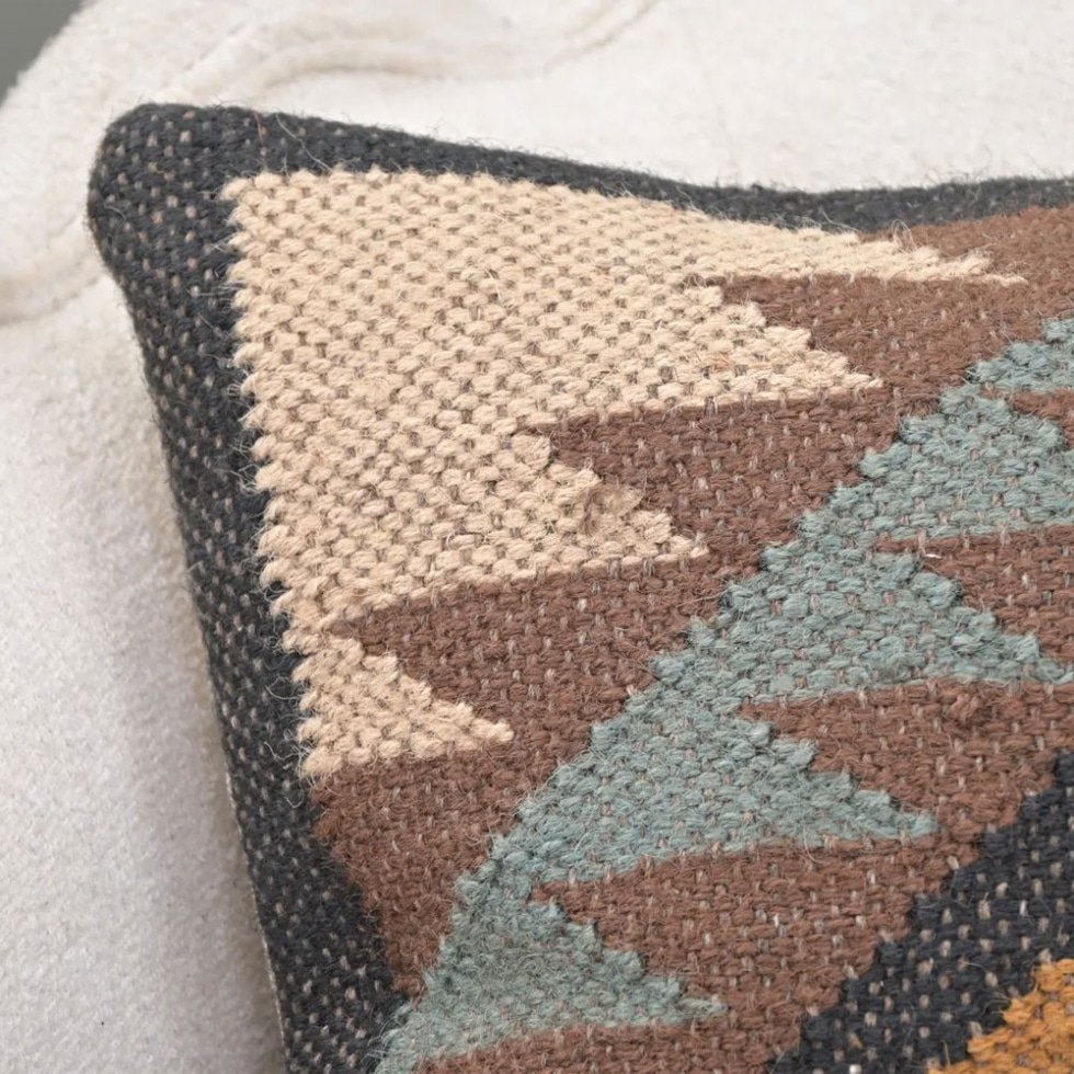 20x20 tribal kelim kussen