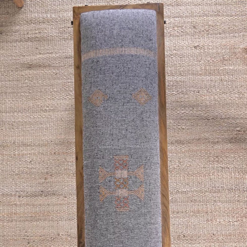 Grijze kilim voetenbank